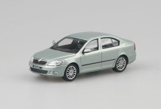 Abrex Junior 1 - Škoda Octavia 1:43 č.1 - Zelená Arctic Metalíza