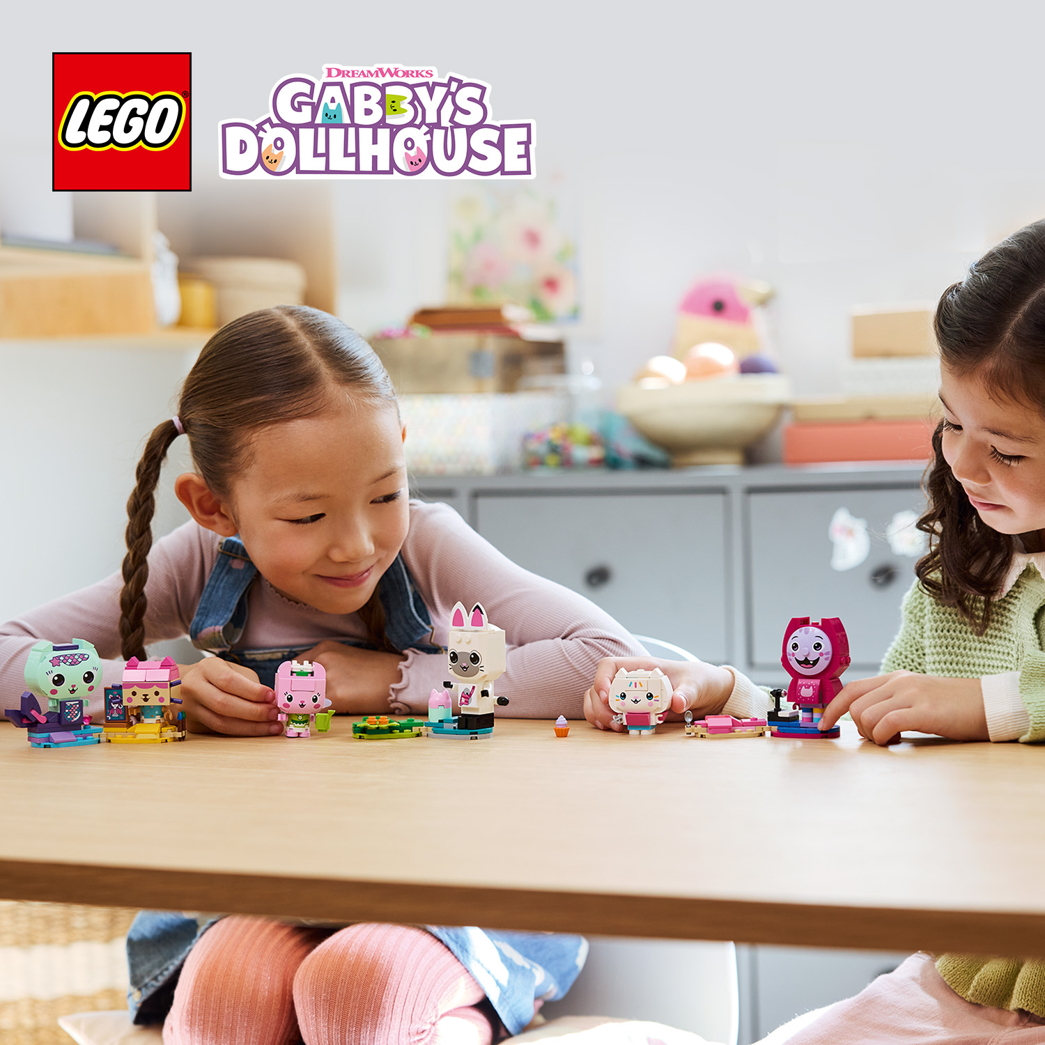 6 figurek na stavění, hraní a vystavení