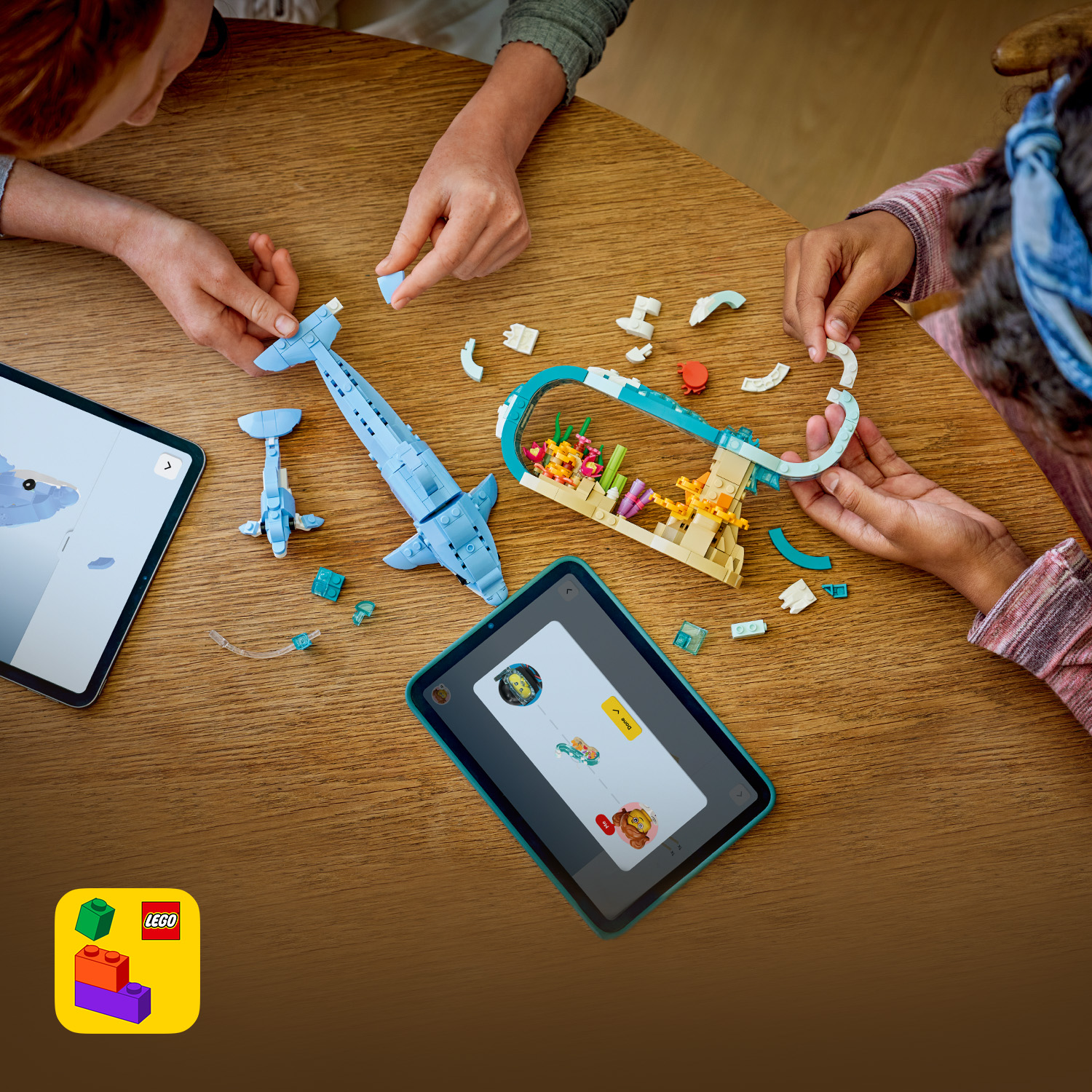 Včetně interaktivního návodu na stavění ve 3D