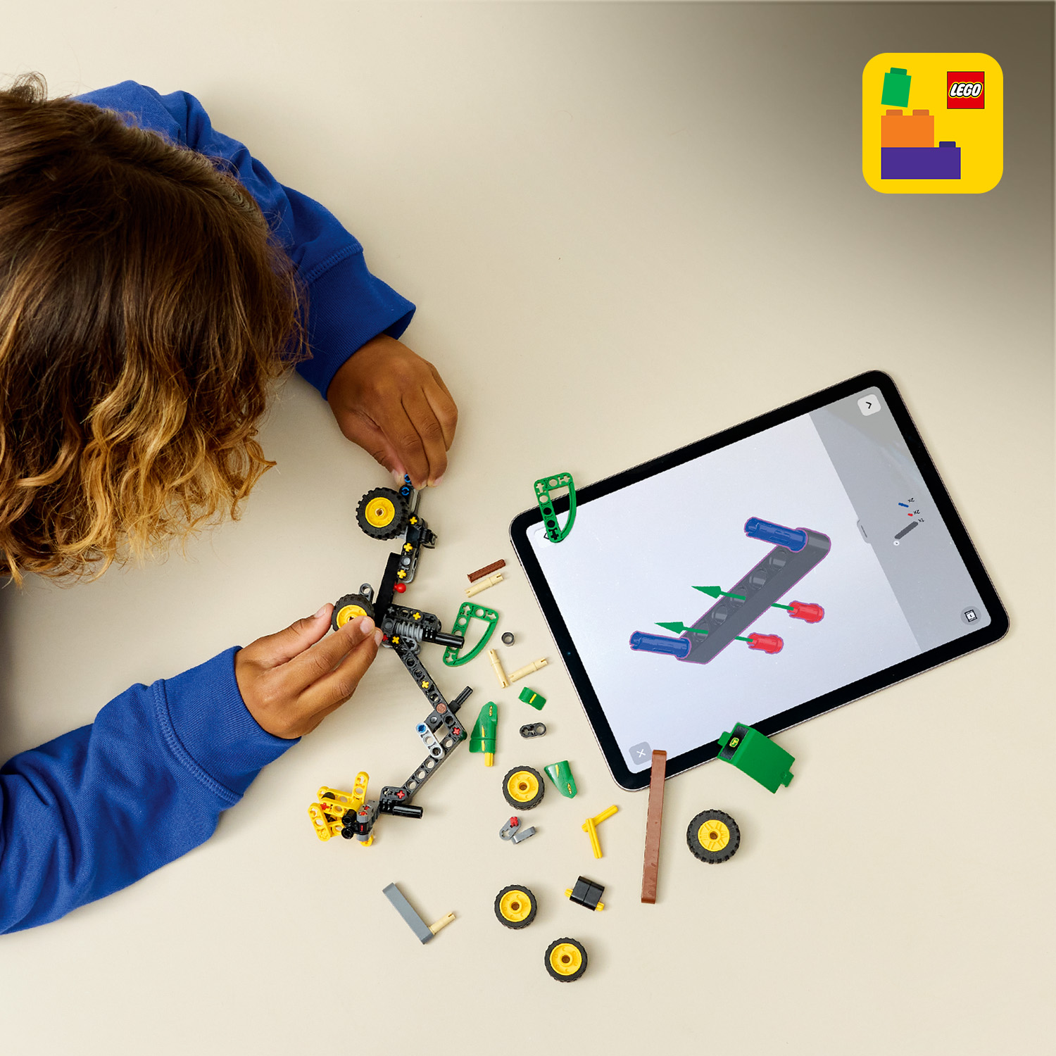 Včetně interaktivního návodu na stavění ve 3D