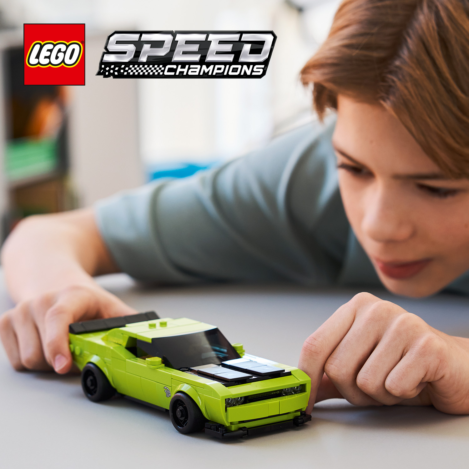 Stavebnice sportovního auta Dodge Challenger SRT Hellcat